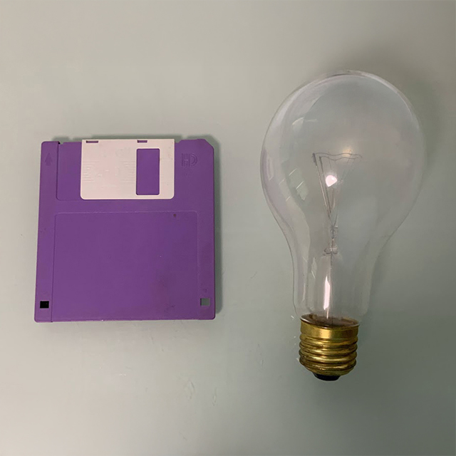 ソフトホワイト電球